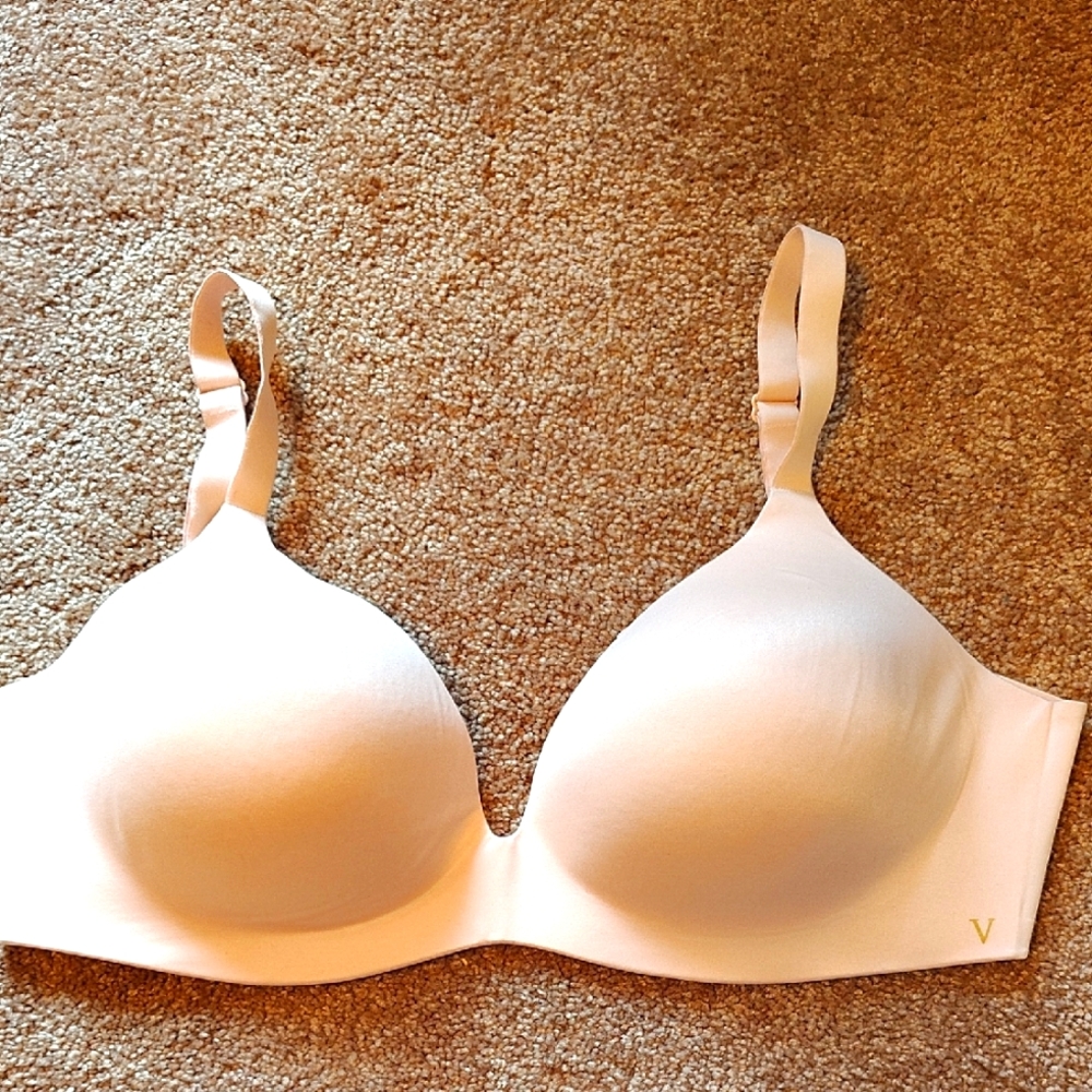 VS Infinity Flex Plunge Bra